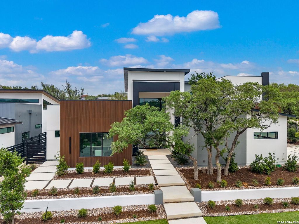 24602 Cliff Line, San Antonio, TX 78257