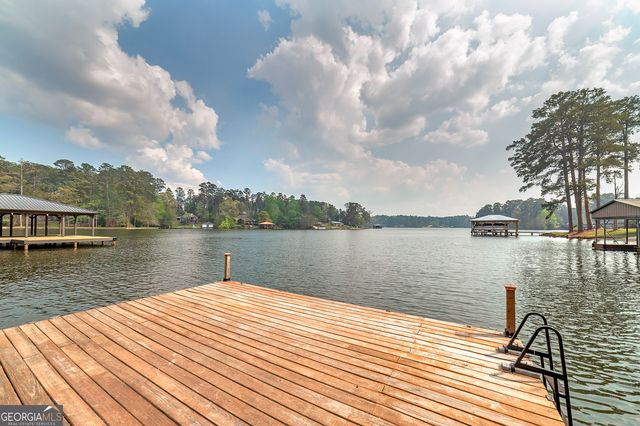 595 Barnetts Bridge Road, Jackson, GA 30233