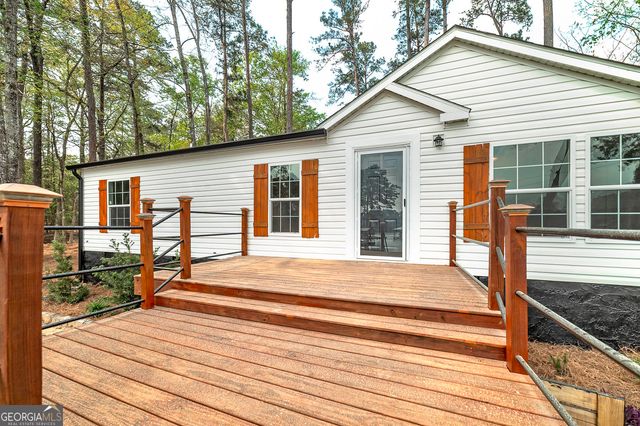 595 Barnetts Bridge Road, Jackson, GA 30233