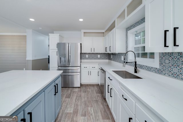 595 Barnetts Bridge Road, Jackson, GA 30233