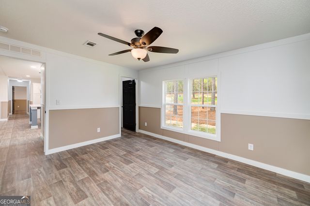 595 Barnetts Bridge Road, Jackson, GA 30233