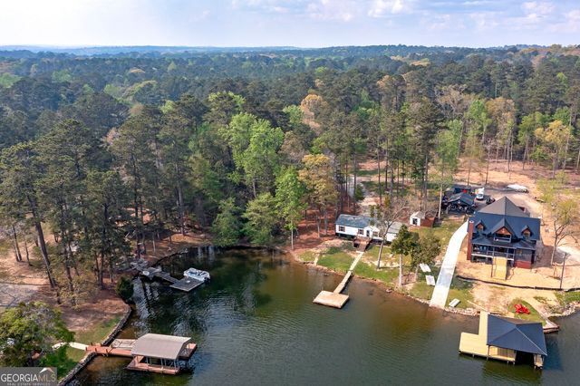595 Barnetts Bridge Road, Jackson, GA 30233