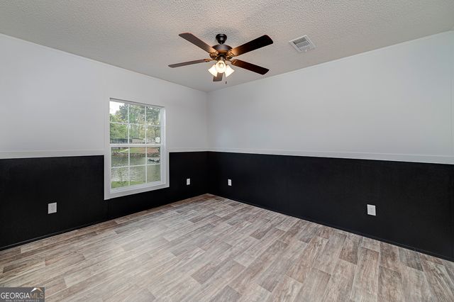 595 Barnetts Bridge Road, Jackson, GA 30233