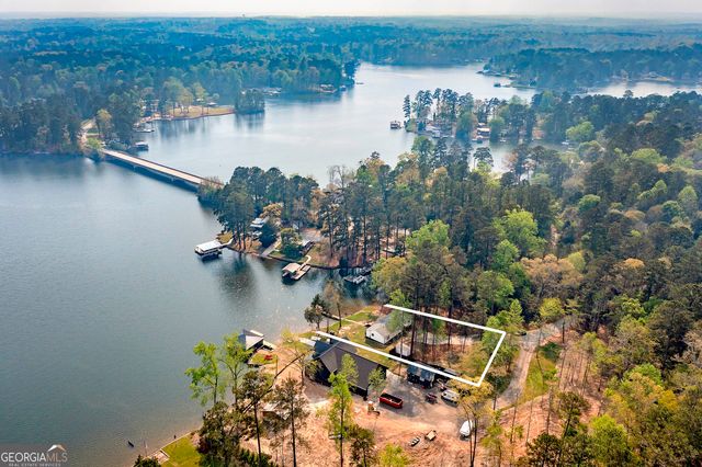595 Barnetts Bridge Road, Jackson, GA 30233