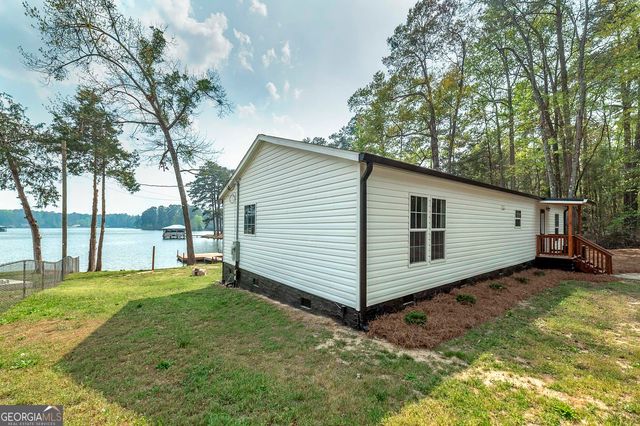 595 Barnetts Bridge Road, Jackson, GA 30233