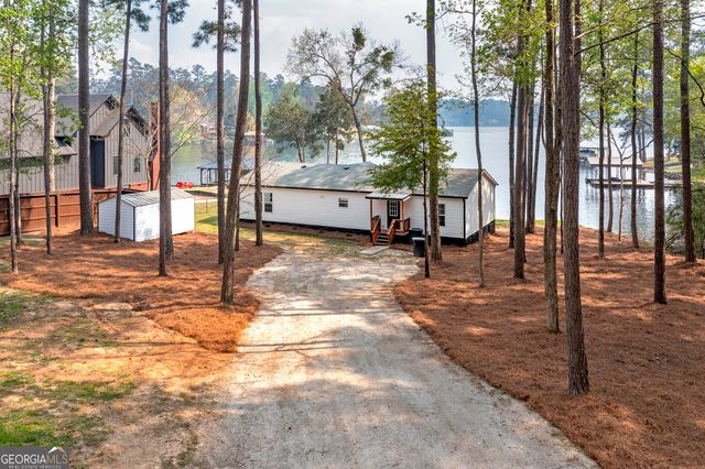 595 Barnetts Bridge Road, Jackson, GA 30233