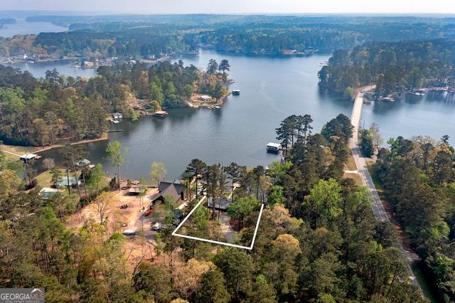 595 Barnetts Bridge Road, Jackson, GA 30233