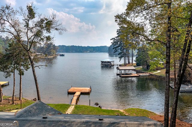 595 Barnetts Bridge Road, Jackson, GA 30233