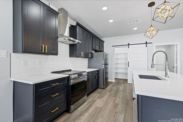 9923 Loma Alta, Converse, TX 78109