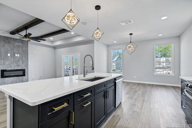 9923 Loma Alta, Converse, TX 78109