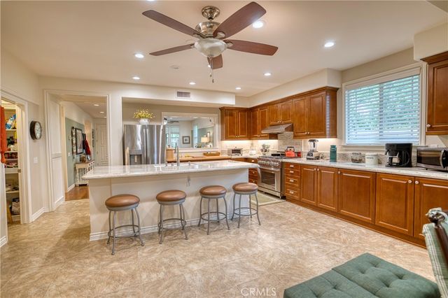 14616 MEADOWBROOK LANE, Eastvale, CA 92880