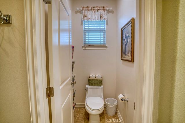 14616 MEADOWBROOK LANE, Eastvale, CA 92880