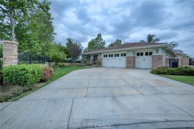 14616 MEADOWBROOK LANE, Eastvale, CA 92880