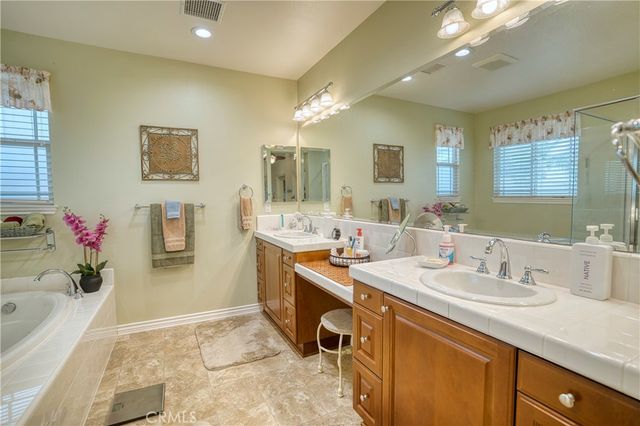 14616 MEADOWBROOK LANE, Eastvale, CA 92880