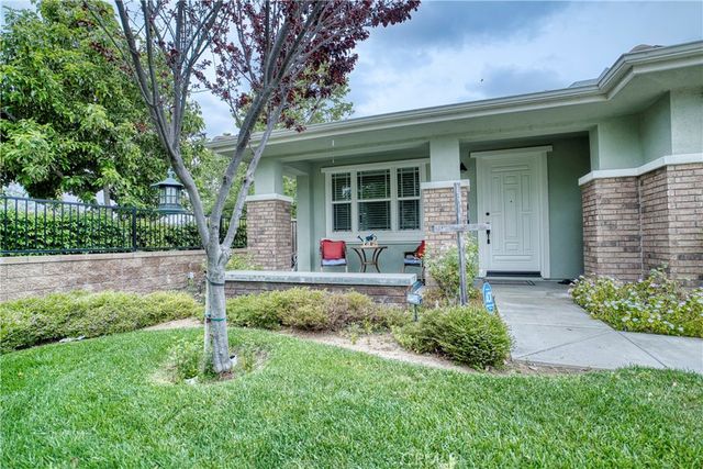 14616 MEADOWBROOK LANE, Eastvale, CA 92880