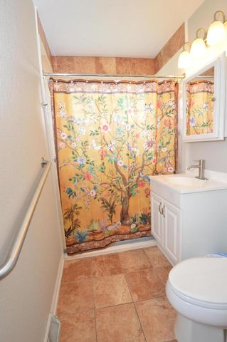 4110 Troy AVENUE, Saint Francis, WI 53235