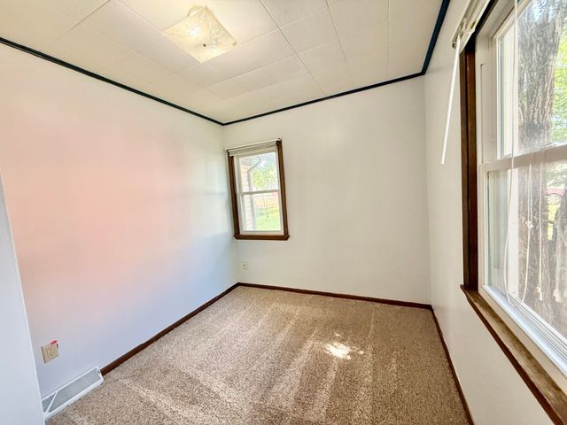 711 E Bloomington Street, Iowa City, IA 52245