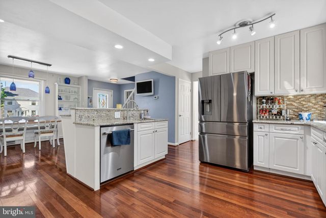 73 WESTMINSTER DR, Voorhees, NJ 08043