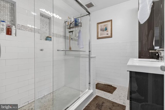 73 WESTMINSTER DR, Voorhees, NJ 08043