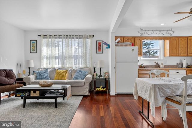 73 WESTMINSTER DR, Voorhees, NJ 08043