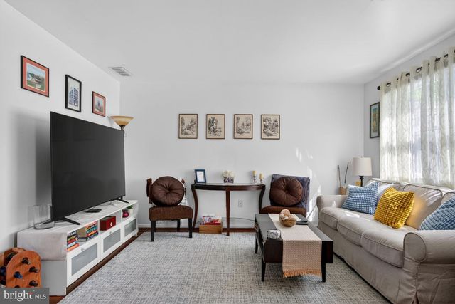 73 WESTMINSTER DR, Voorhees, NJ 08043