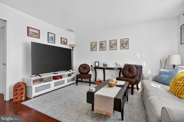 73 WESTMINSTER DR, Voorhees, NJ 08043