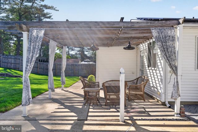 73 WESTMINSTER DR, Voorhees, NJ 08043