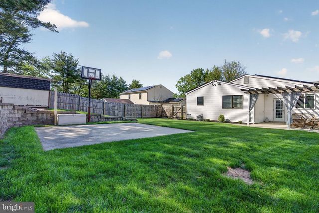 73 WESTMINSTER DR, Voorhees, NJ 08043