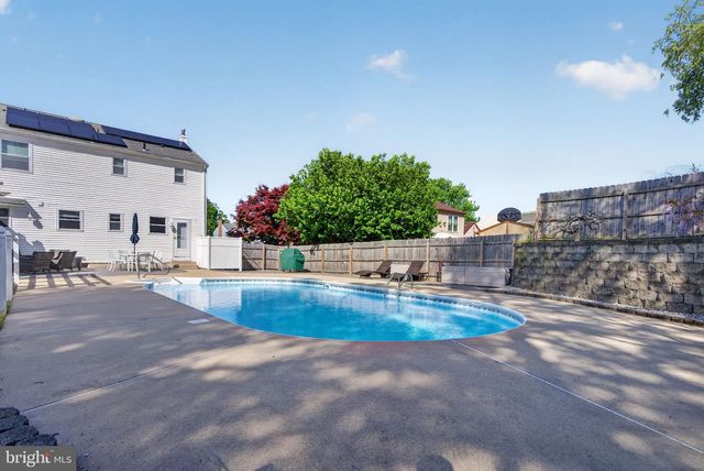 73 WESTMINSTER DR, Voorhees, NJ 08043