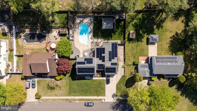 73 WESTMINSTER DR, Voorhees, NJ 08043