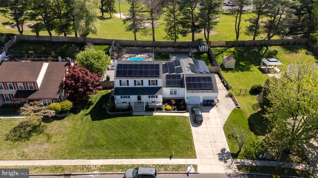 73 WESTMINSTER DR, Voorhees, NJ 08043