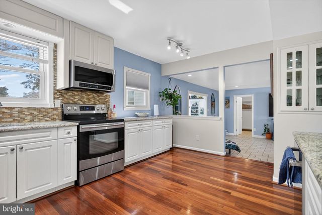 73 WESTMINSTER DR, Voorhees, NJ 08043