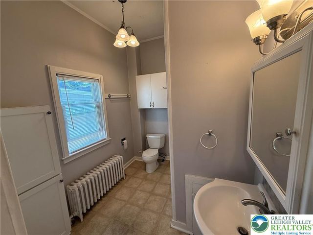 527 1st Avenue, Bethlehem City, PA 18018