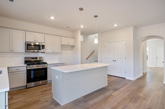 12065 Lansbury Drive, Inman, SC 29349