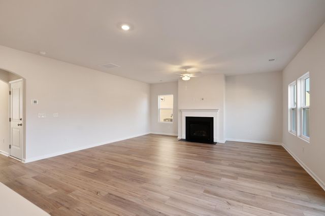 12065 Lansbury Drive, Inman, SC 29349