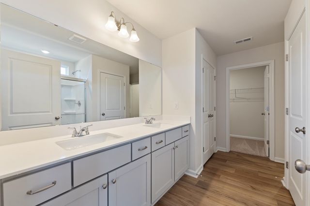 12065 Lansbury Drive, Inman, SC 29349