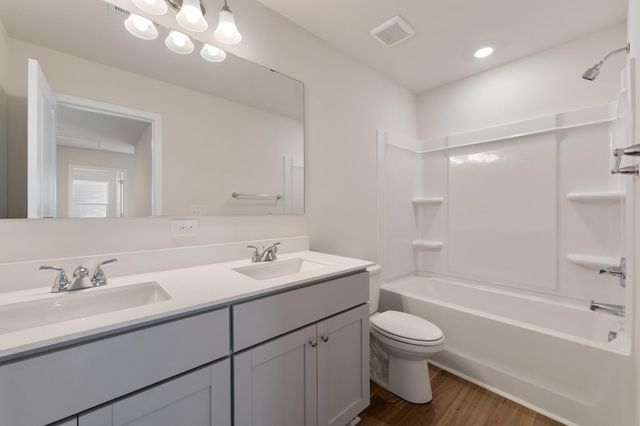 12065 Lansbury Drive, Inman, SC 29349