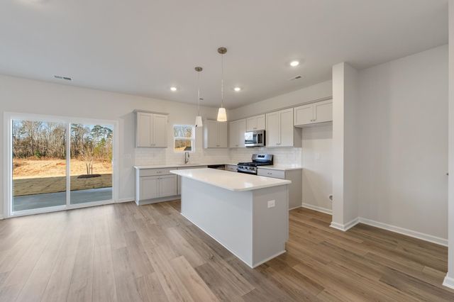 12065 Lansbury Drive, Inman, SC 29349