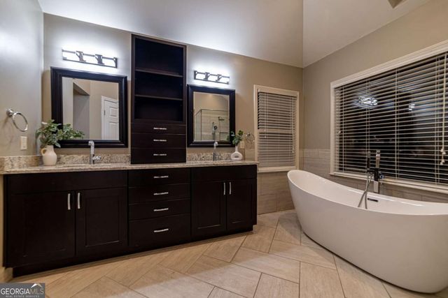 11840 Aspen Forest Drive, Johns Creek, GA 30005