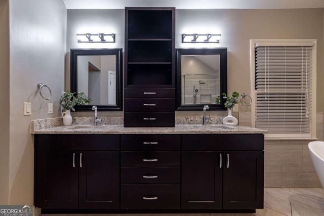 11840 Aspen Forest Drive, Johns Creek, GA 30005