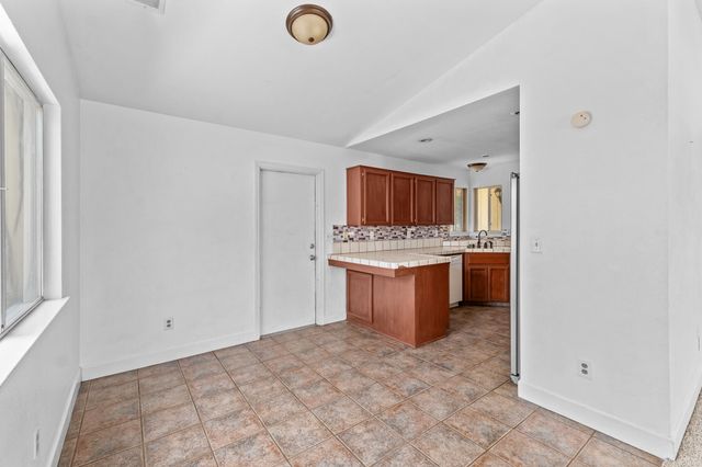 1851 S Irwin Street, Tulare, CA 93274