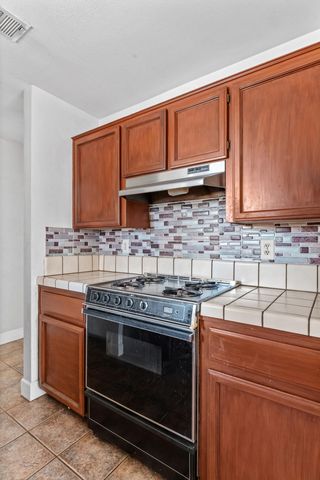 1851 S Irwin Street, Tulare, CA 93274