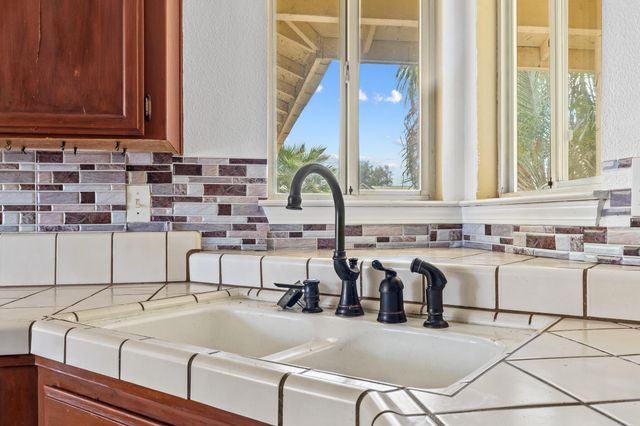 1851 S Irwin Street, Tulare, CA 93274