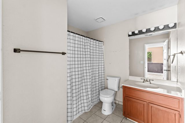 1851 S Irwin Street, Tulare, CA 93274