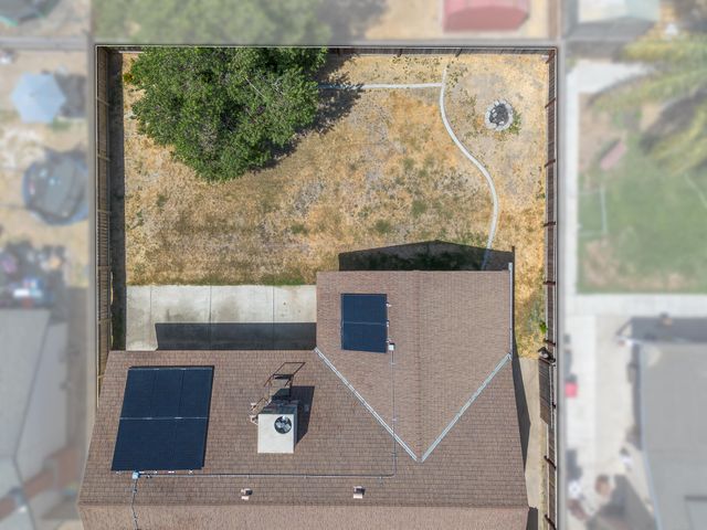 1851 S Irwin Street, Tulare, CA 93274