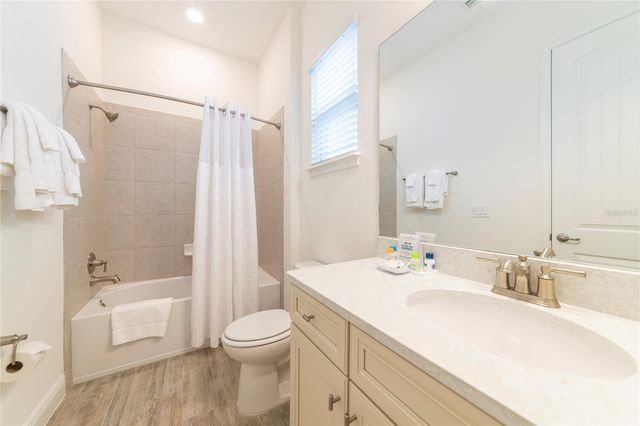 8041 LOST SHAKER LANE, Kissimmee, FL 34747