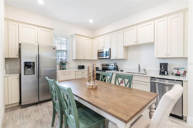 8041 LOST SHAKER LANE, Kissimmee, FL 34747