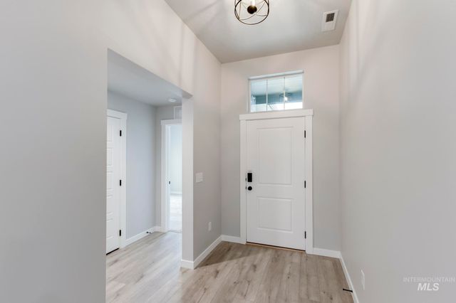5197 E Open Canyon Dr, Nampa, ID 83687
