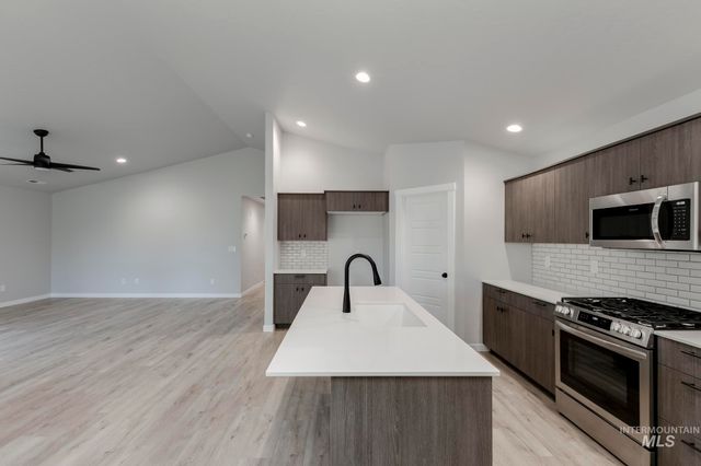 5197 E Open Canyon Dr, Nampa, ID 83687