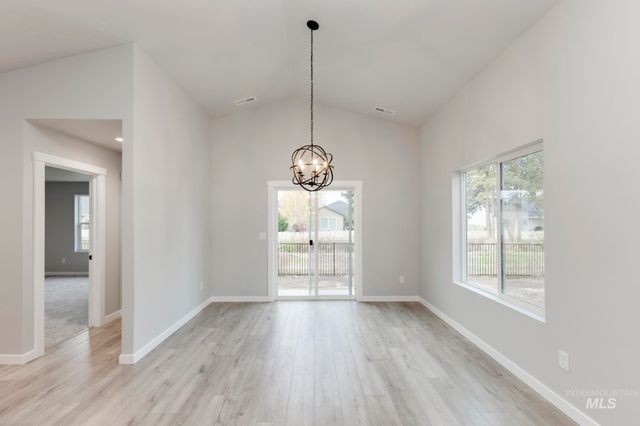 5197 E Open Canyon Dr, Nampa, ID 83687
